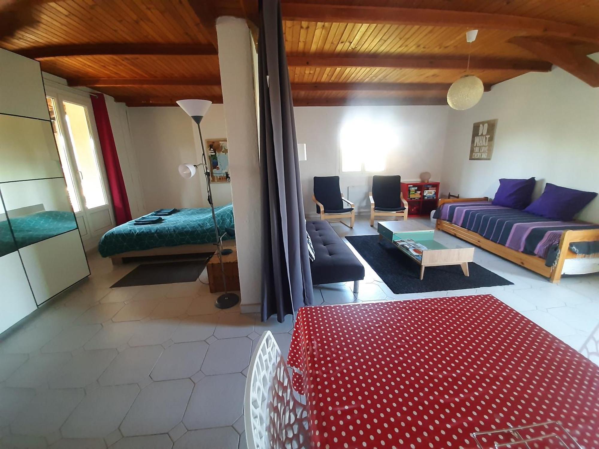 Appartement Avec Grand Jardin Et Parking, Uzès מראה חיצוני תמונה